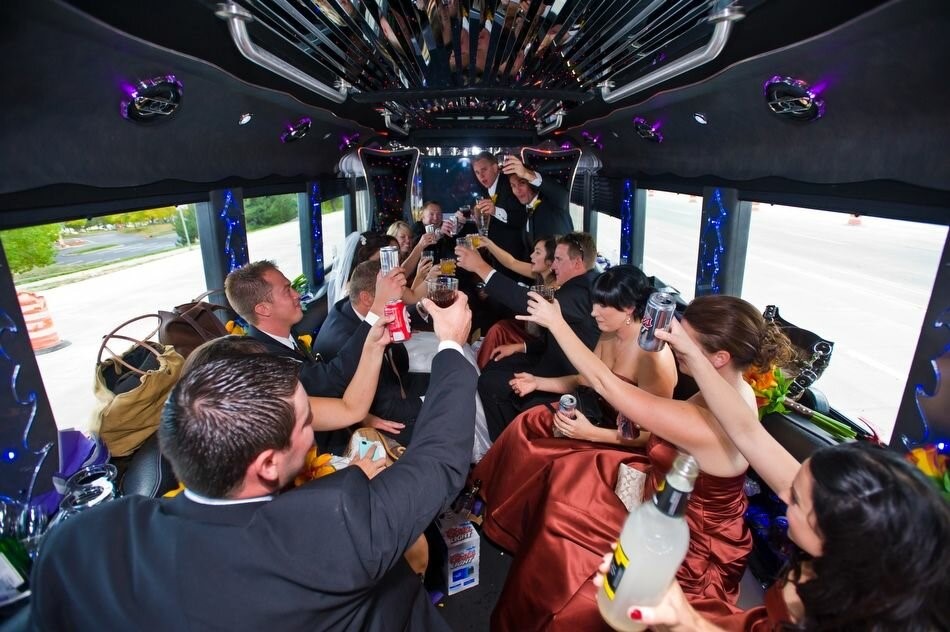 Prom Party Bus: Safe & Exciting for Your Night